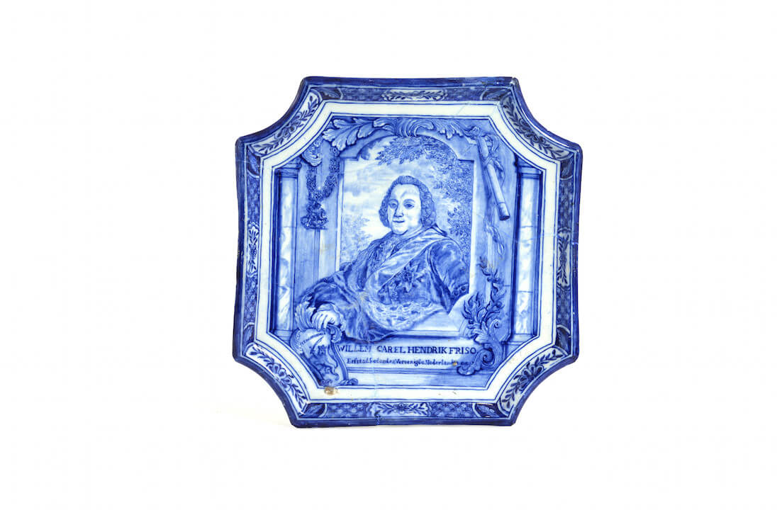 Delftware portrait tray of Willem Carel Hendrik Friso